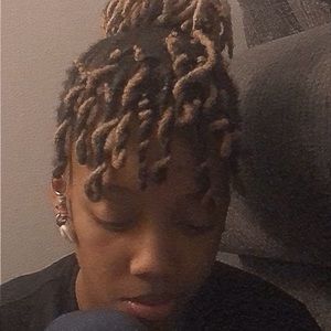 Meet your Posher, Ny’asia